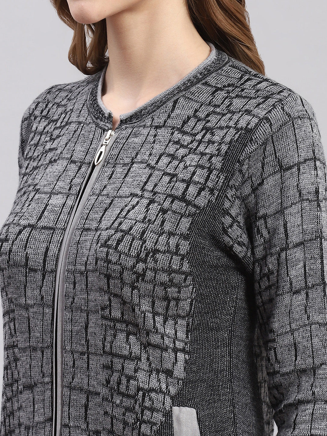 Women Grey Self Design Round Neck Full Sleeve Cardigans - Image 6