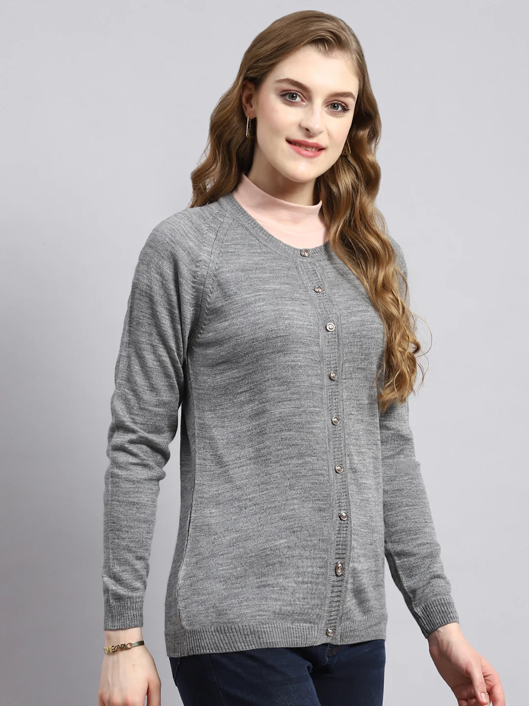 Women Grey Solid Cardigan - Image 3
