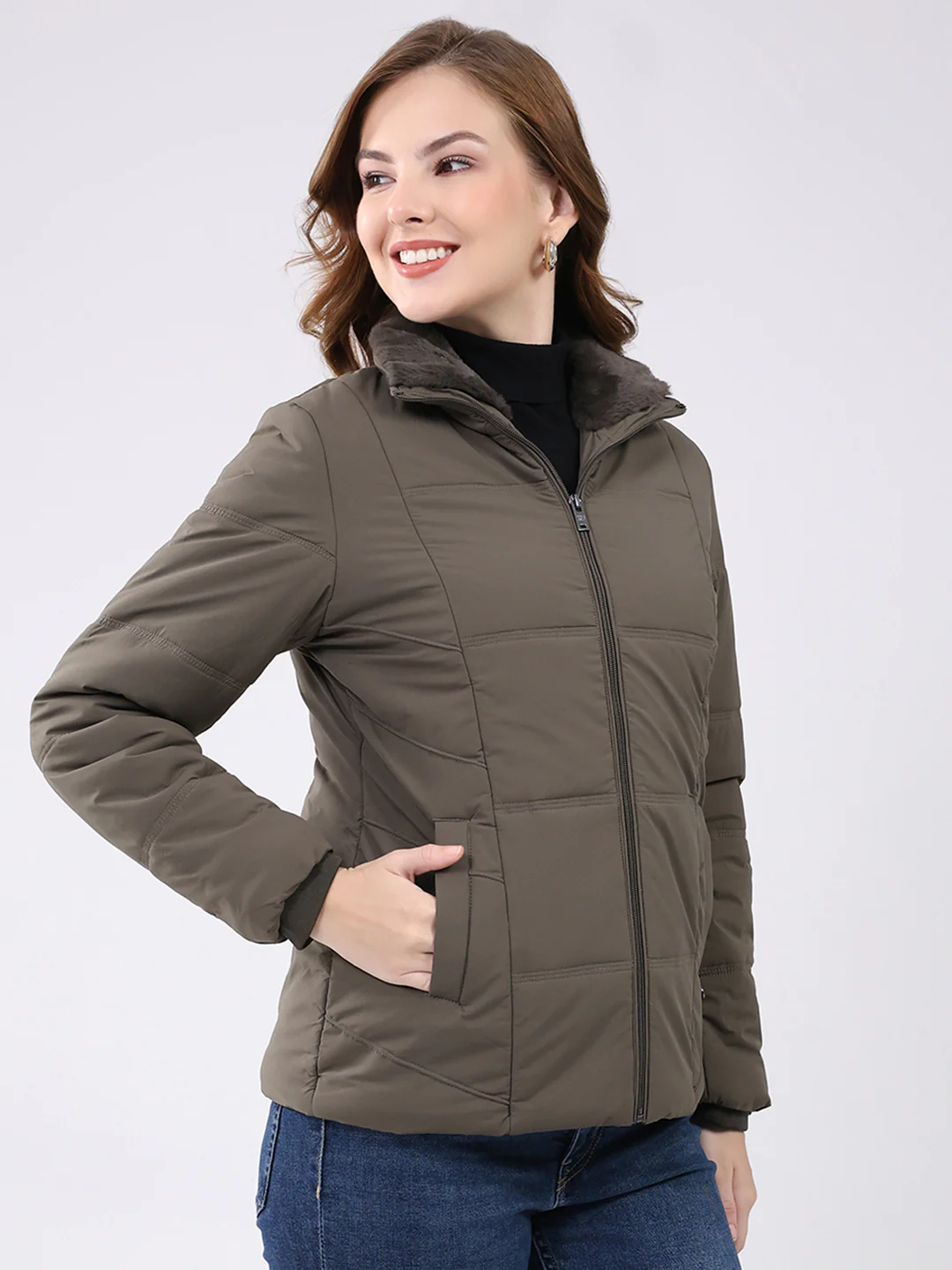 Women Grey Solid Collar Full Sleeve Jacket - Image 4