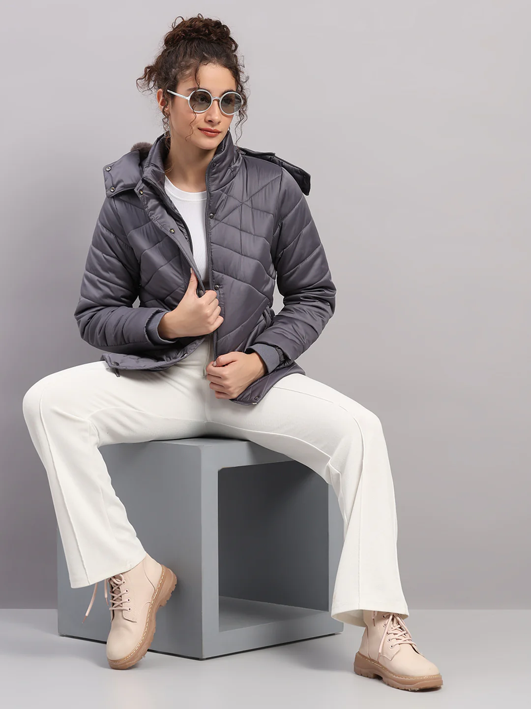 Women Grey Solid Hooded Full Sleeve Jacket - Image 2