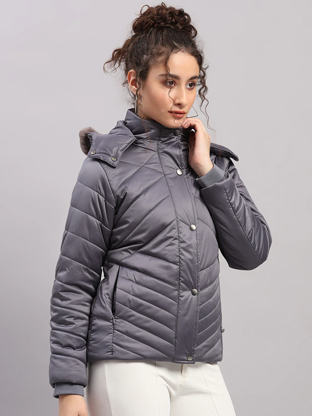 Women Grey Solid Hooded Full Sleeve Jacket - Image 4