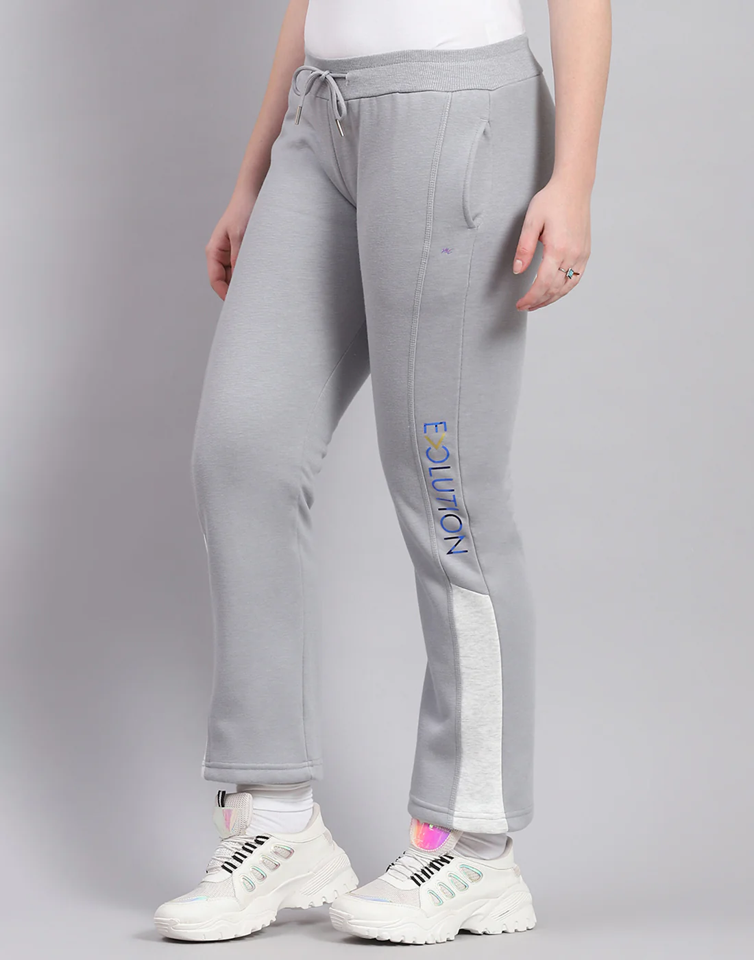 Women Grey Solid Regular Fit Winter Lower - Image 3