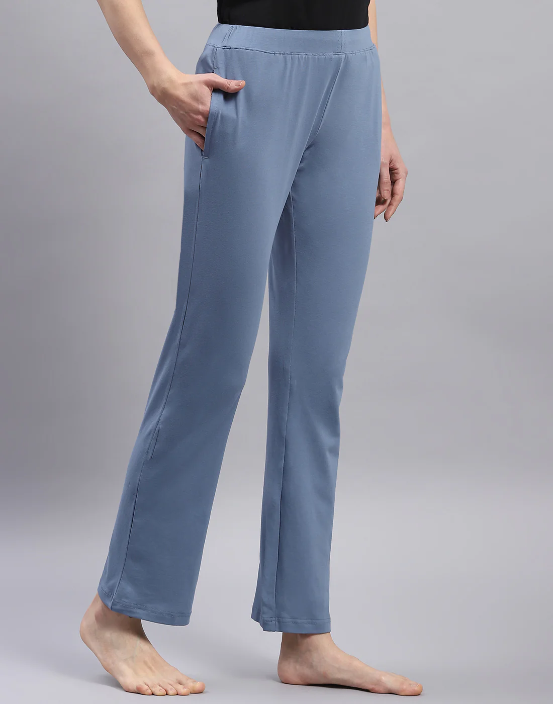 Women Grey Solid Regular Fit Lower - Image 4