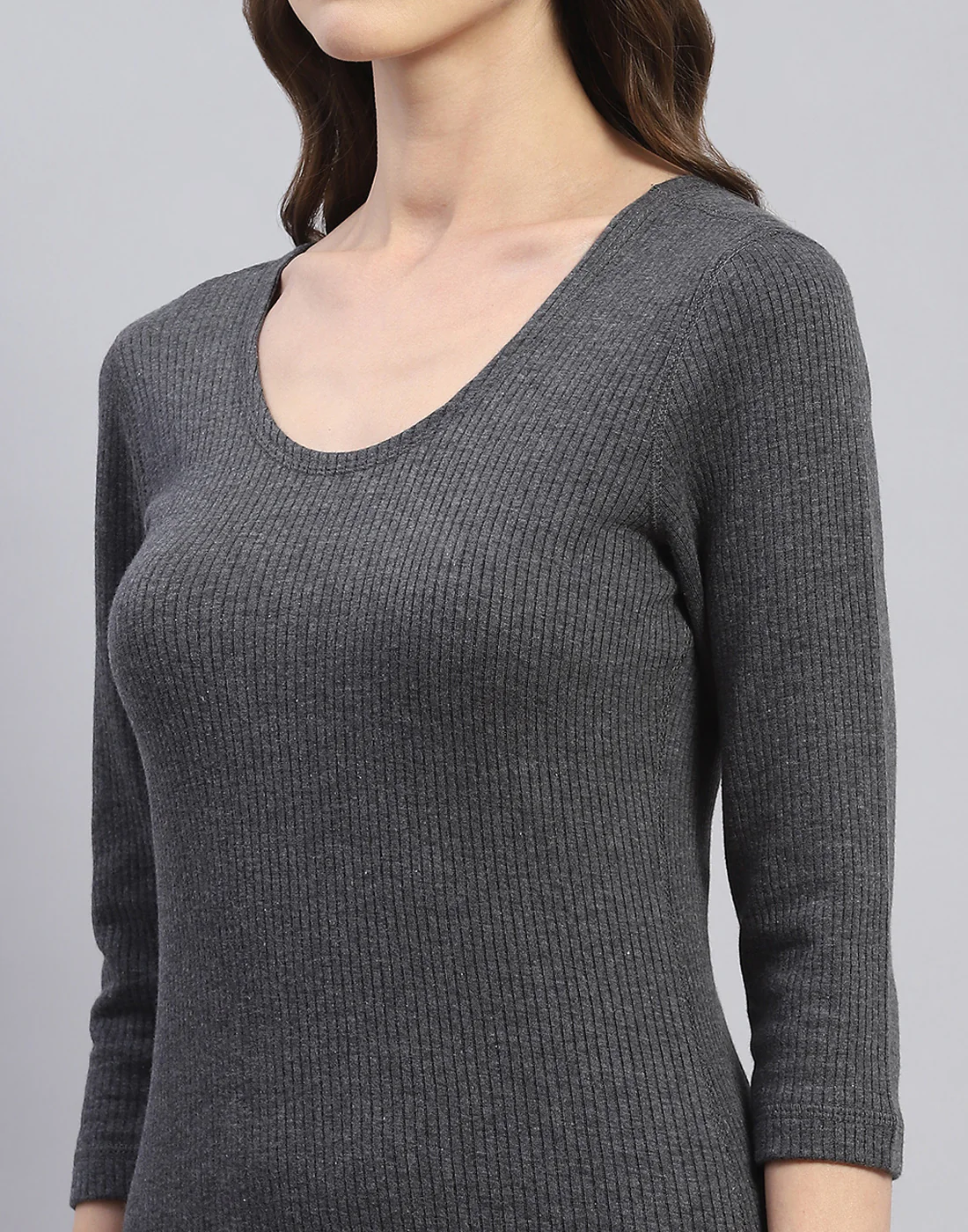 Women Grey Solid Round Neck 3/4 Sleeve Thermal Vest - Image 6
