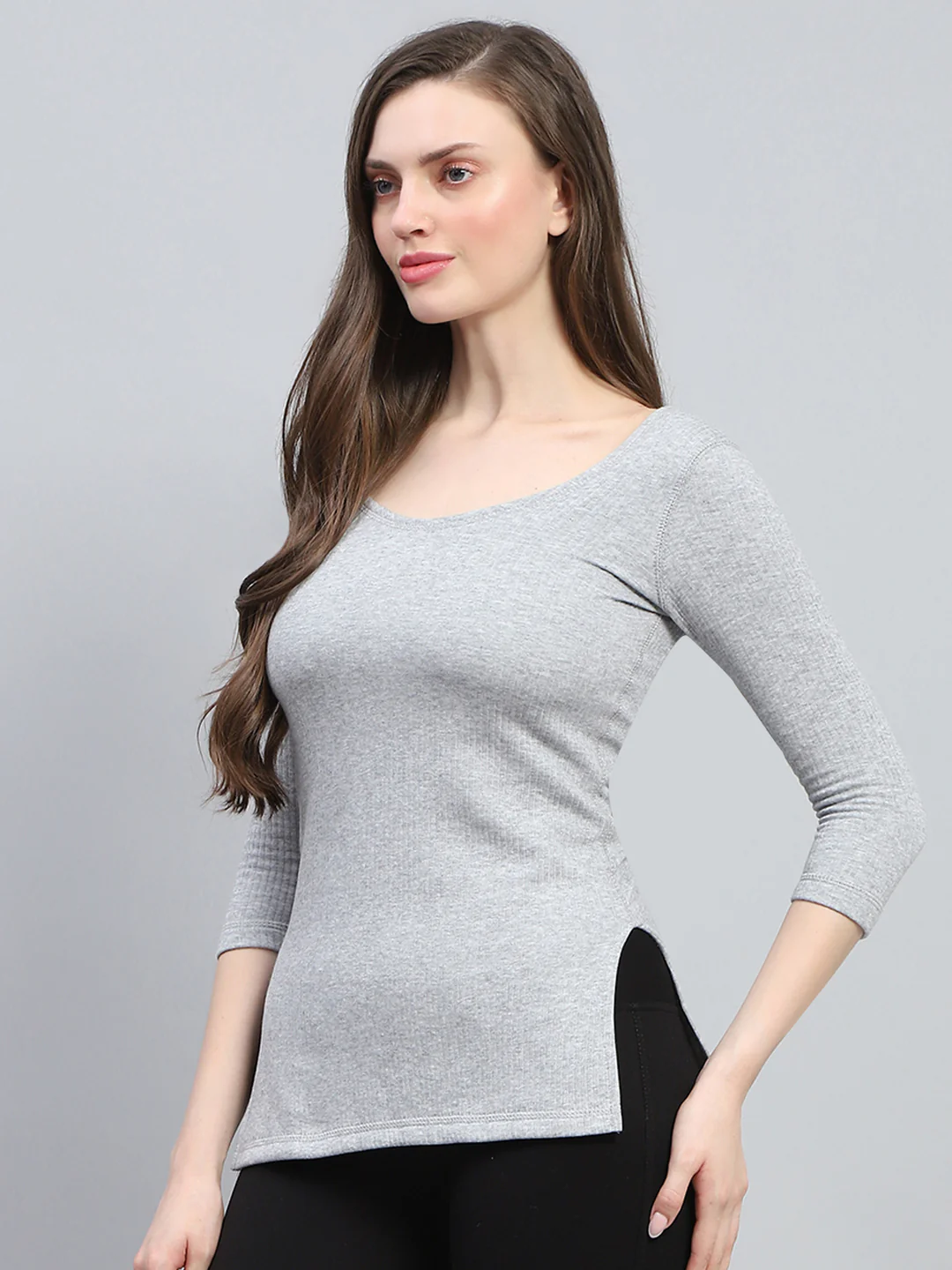Women Grey Solid Round Neck 3/4th Sleeve Thermal Vest - Image 3