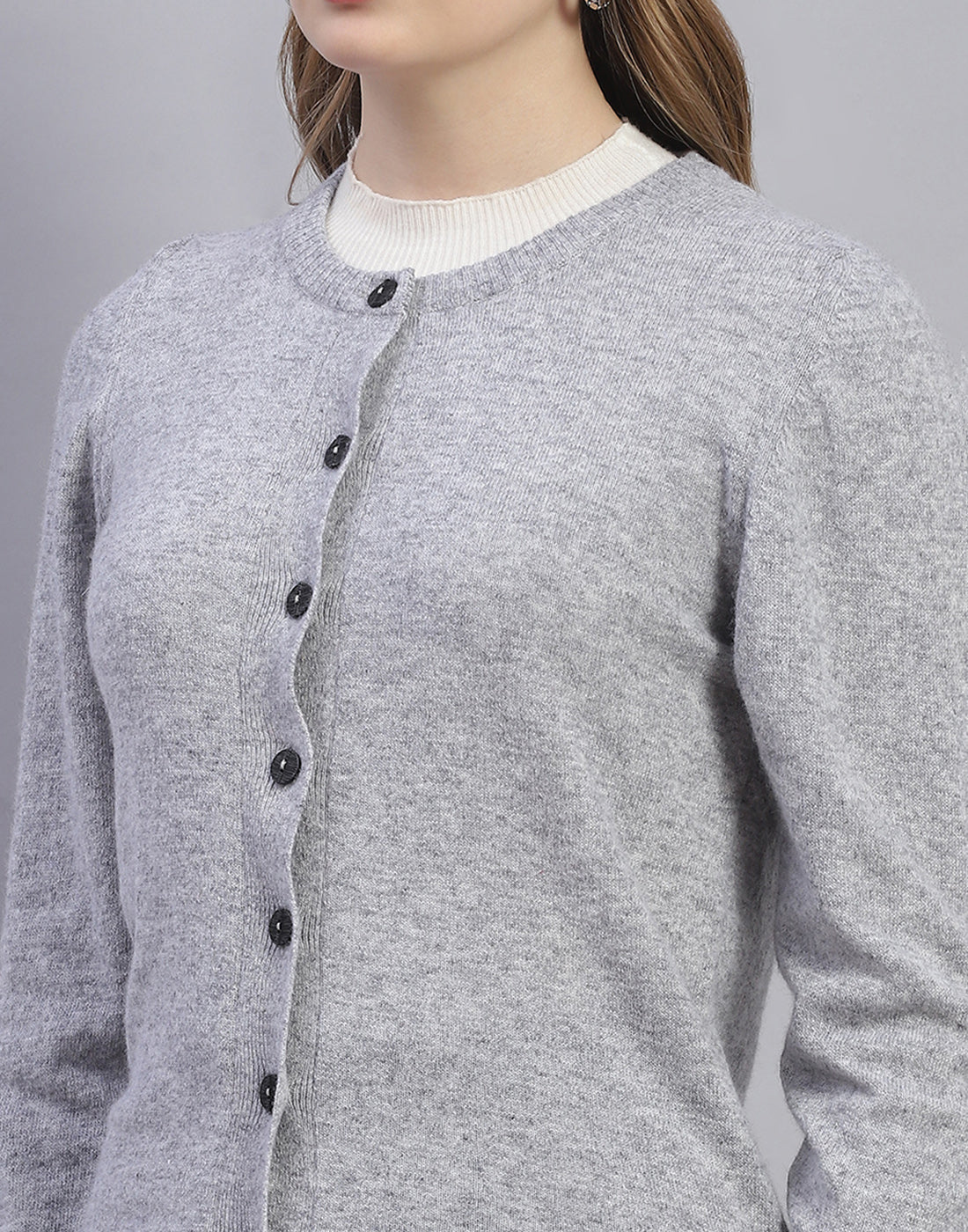 Women Grey Solid Round Neck Full Sleeve Cardigan - Image 7