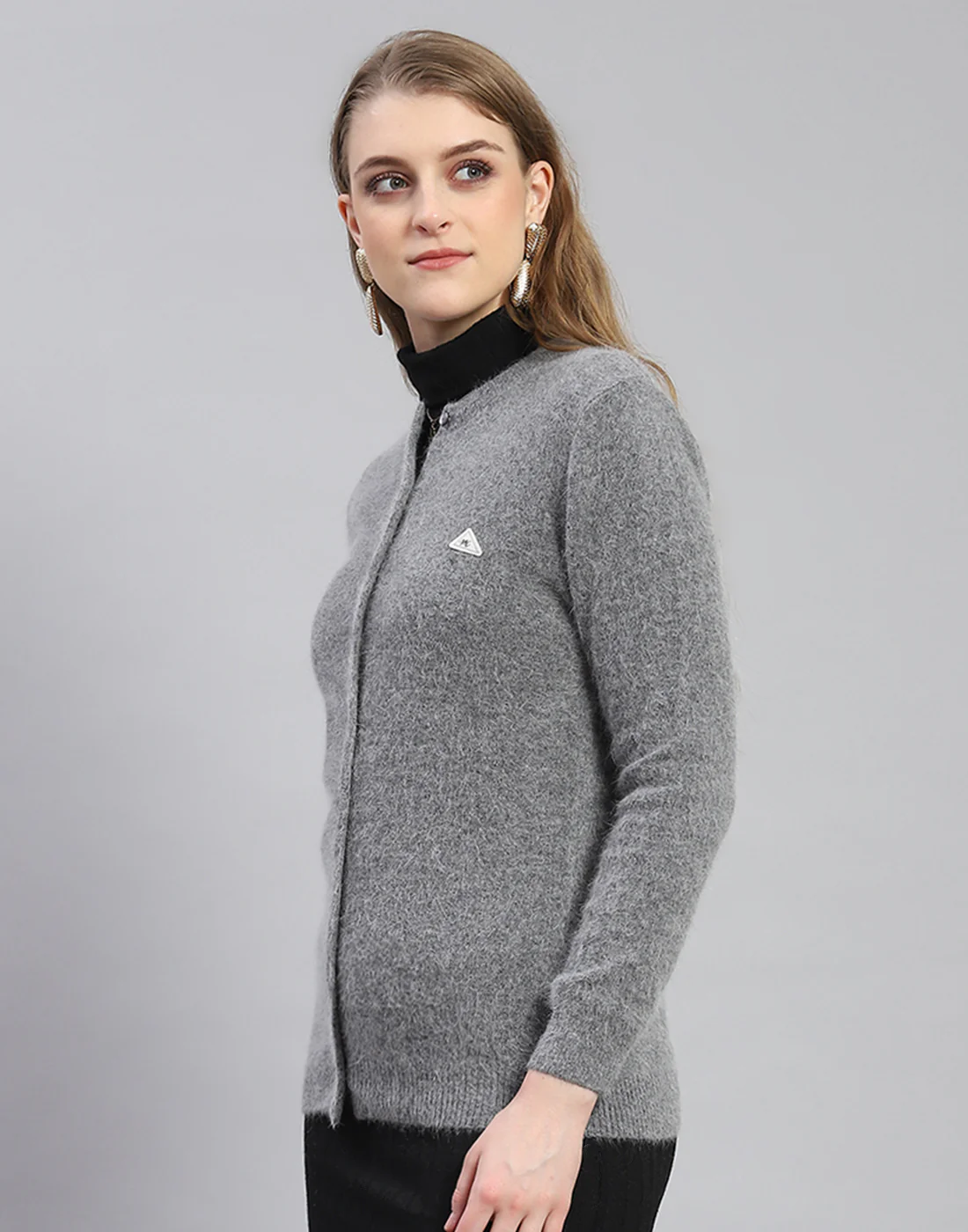 Women Grey Solid Round Neck Full Sleeve Cardigan - Image 3