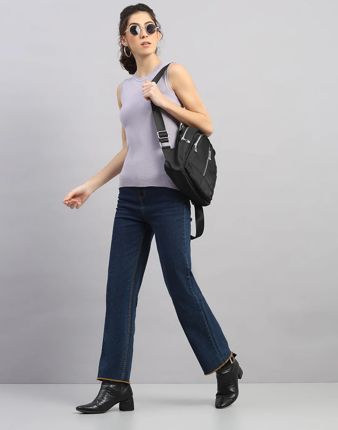 Women Grey Solid Round Neck Sleeveless Sceavy - Image 5