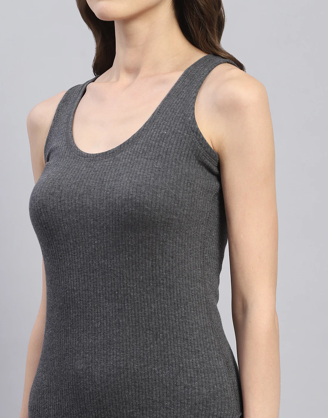 Women Grey Solid Round Neck Sleeveless Thermal Vest - Image 6