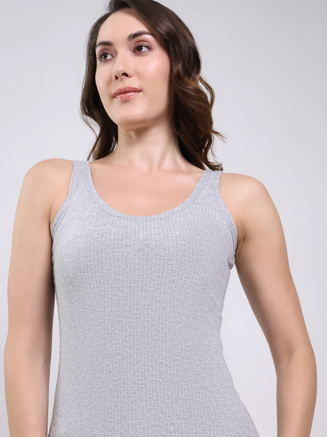 Women Grey Solid Round Neck Sleeveless Thermal Vest - Image 6