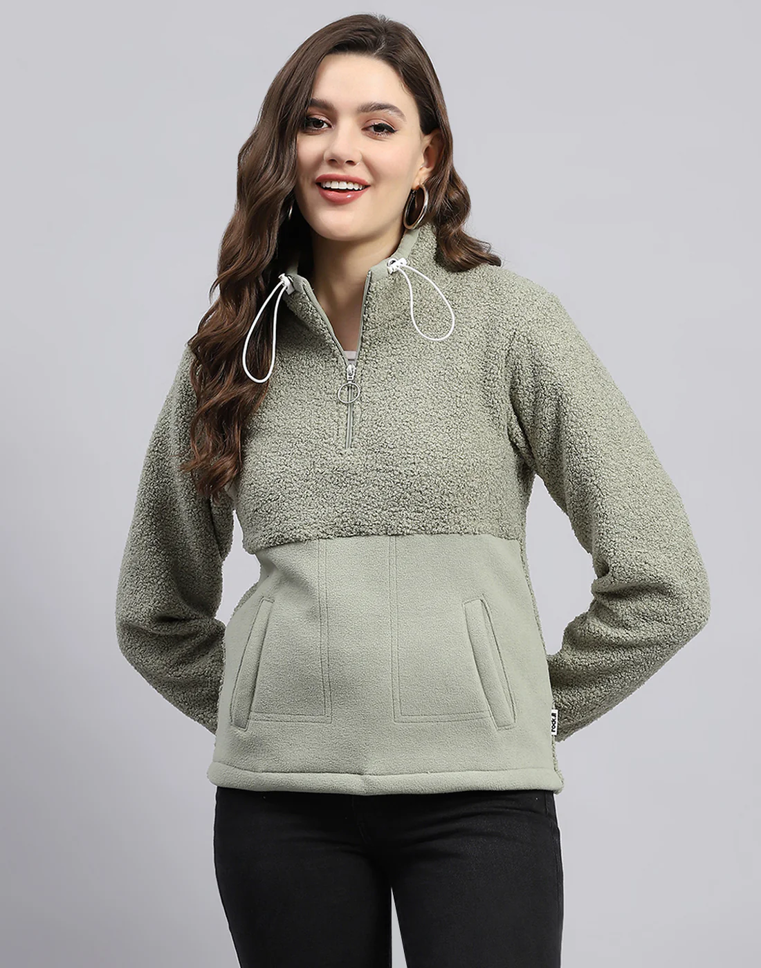 Rock.it Women Grey Solid Turtle Neck Full Sleeve Sweatshirt - Image 2