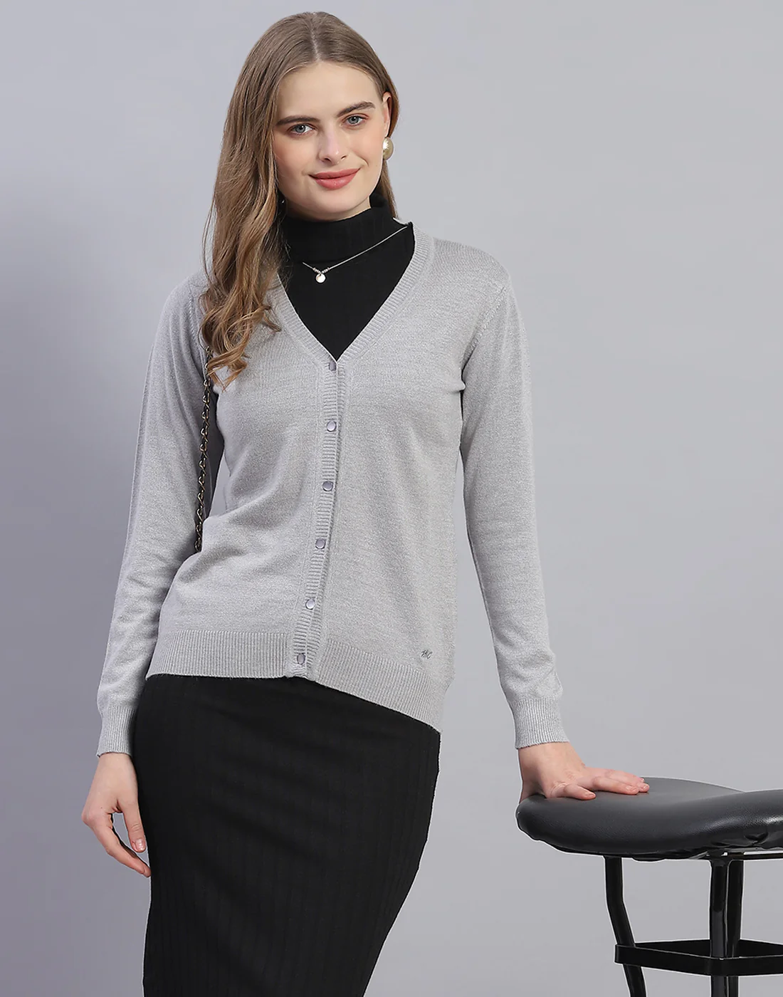Women Grey Solid V Neck Full Sleeve Cardigan - Image 6