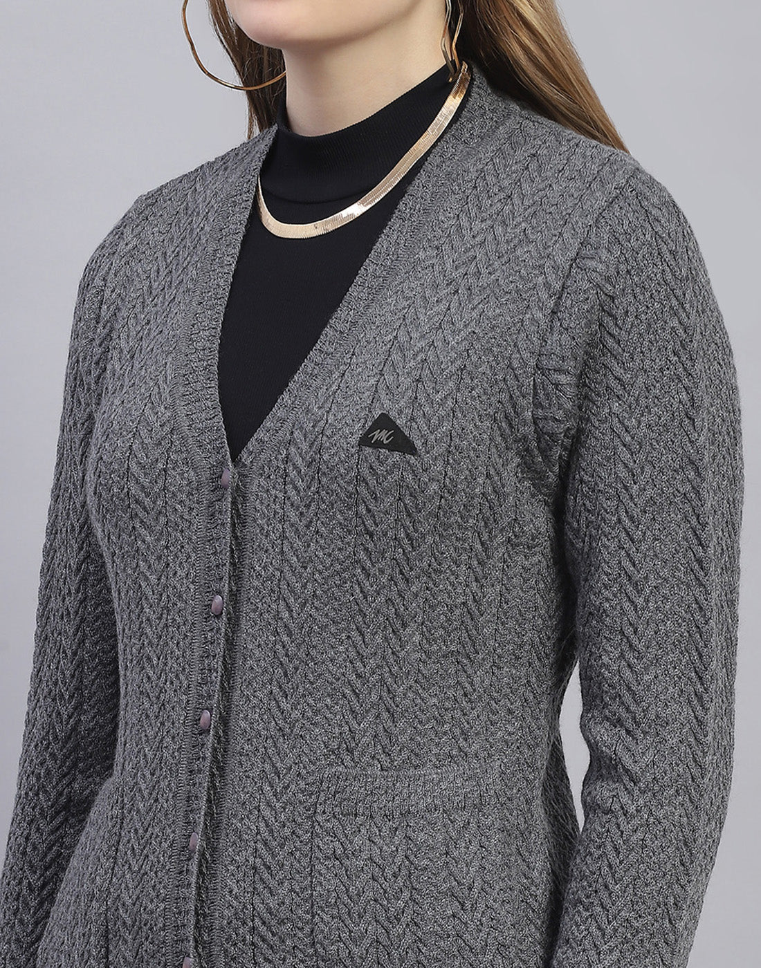 Women Grey Solid V Neck Full Sleeve Cardigan - Image 7