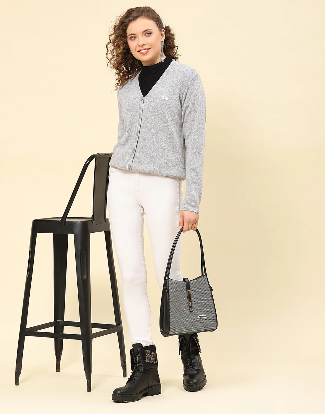 Women Grey Solid V Neck Full Sleeve Cardigan - Image 2