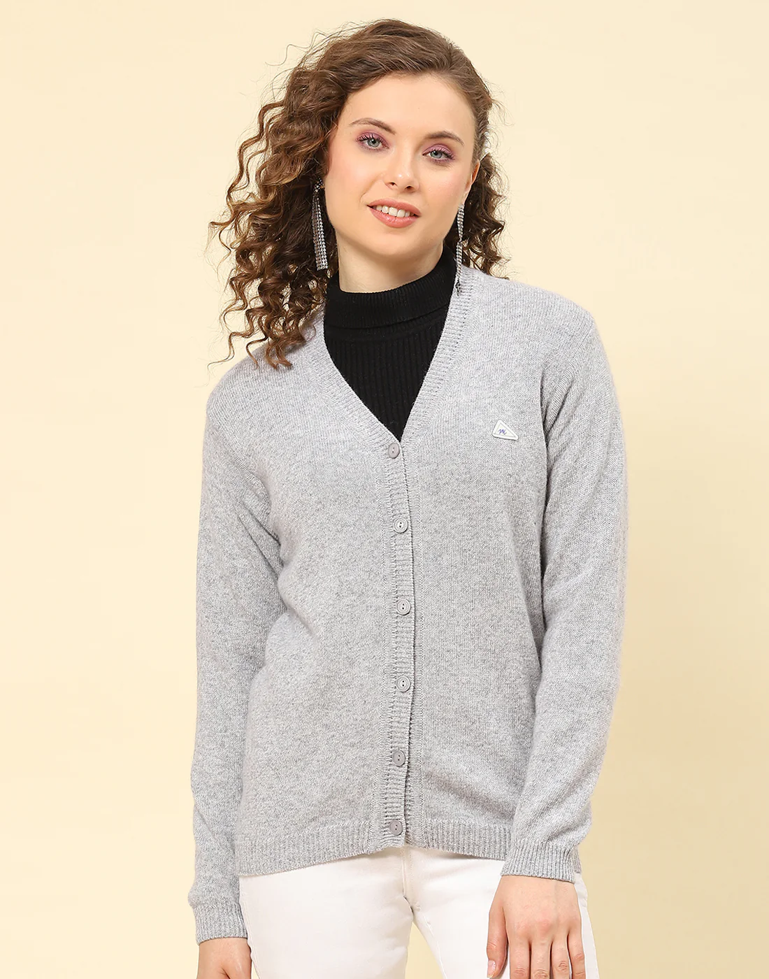 Women Grey Solid V Neck Full Sleeve Cardigan - Image 3