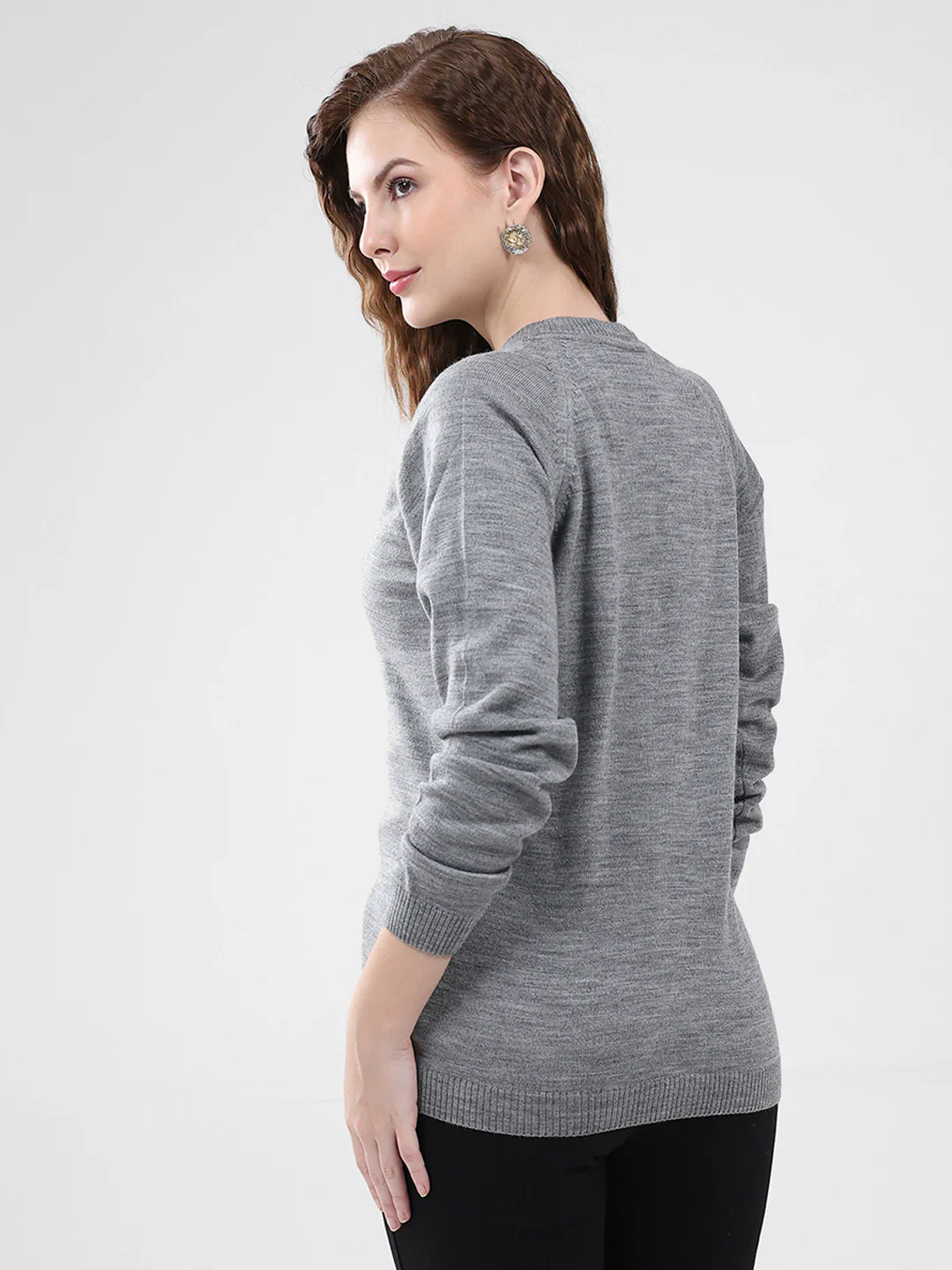 Women Grey Solid V Neck Full Sleeve Cardigan - Image 5