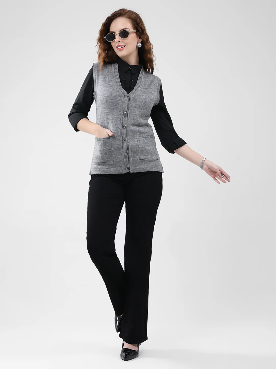 Women Grey Solid V Neck Sleeveless Cardigan - Image 2