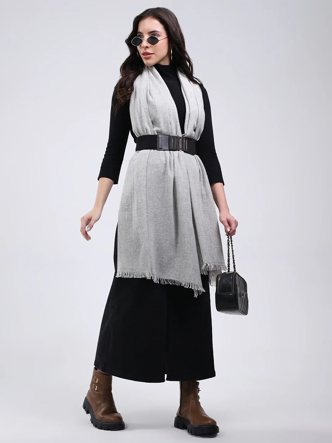 Women Grey Solid Wool Blend Stole - Image 5