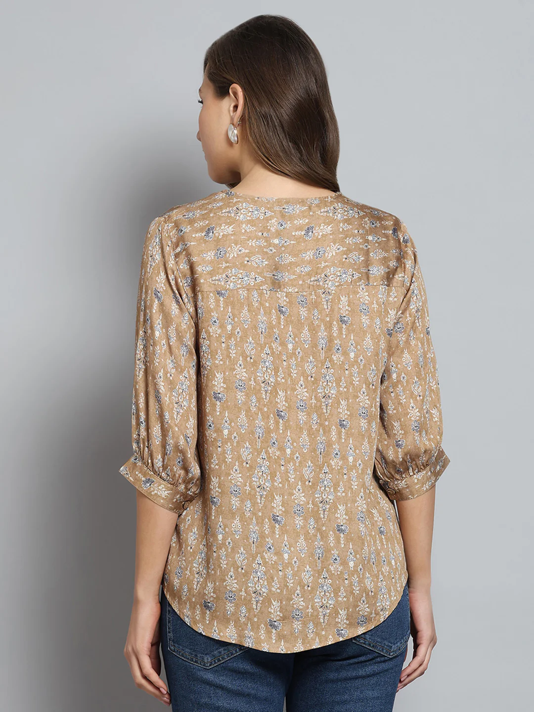 Women Khaki Printed Round Neck 3/4th Sleeve Top - Image 5
