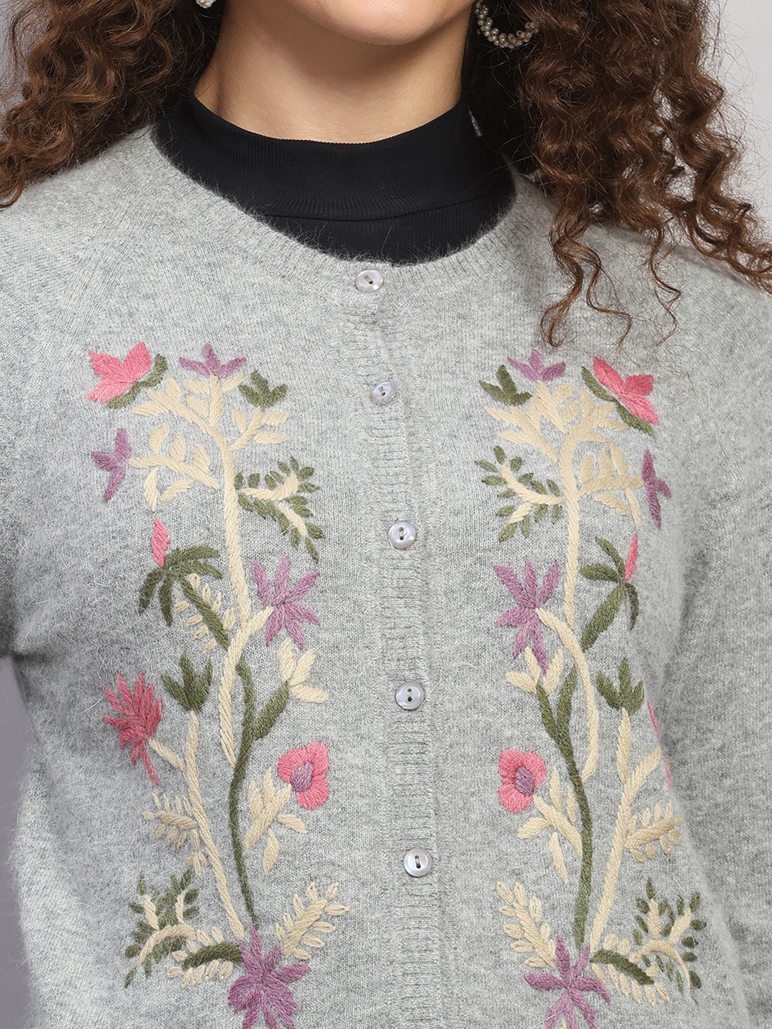 Women Light Grey Jaquard Round Neck Full Sleeve Cardigan - Image 6