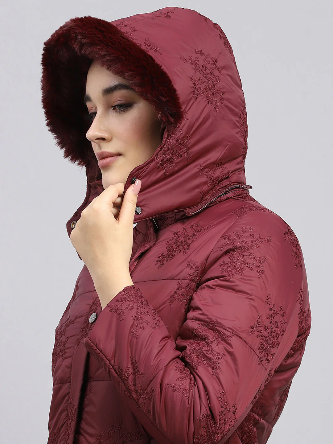 Women Maroon Embroidered Detachable Hood Full Sleeve Jacket - Image 6