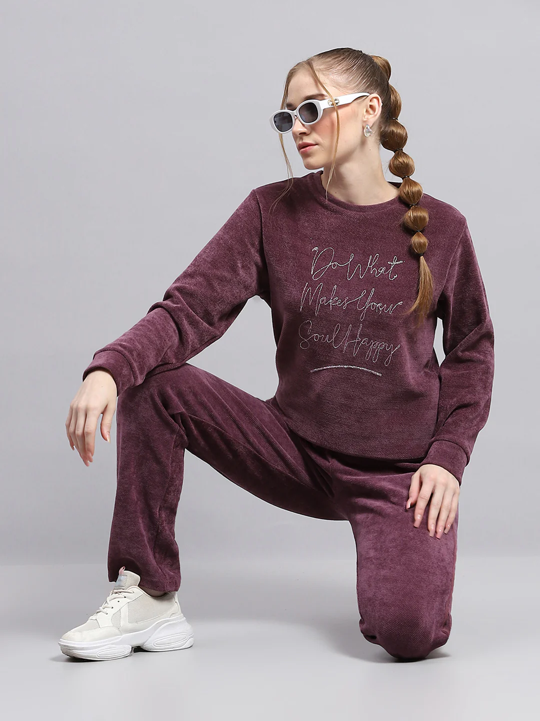 Women Maroon Embroidered Round Neck Full Sleeve Cords Set - Image 2