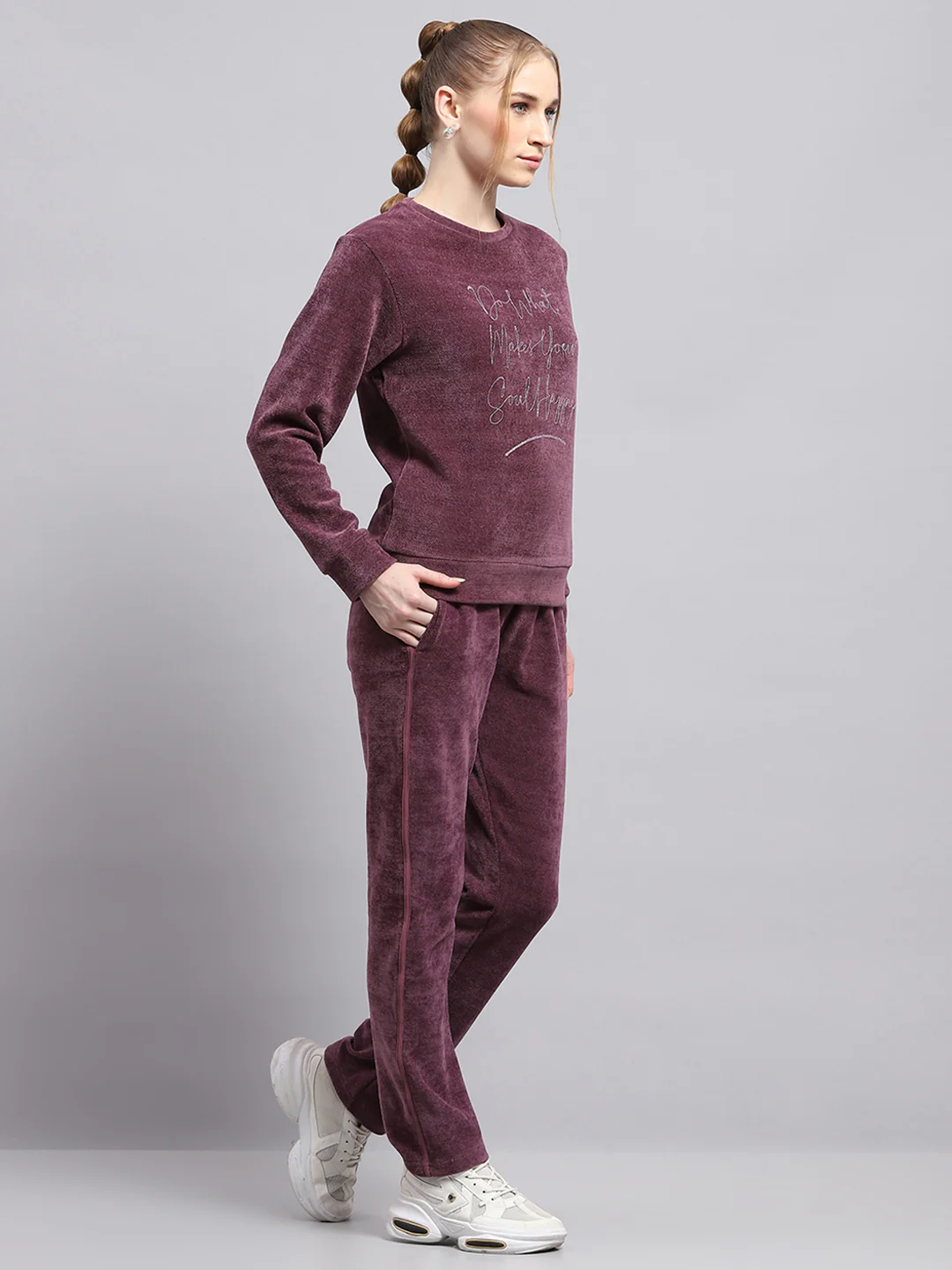 Women Maroon Embroidered Round Neck Full Sleeve Cords Set - Image 4