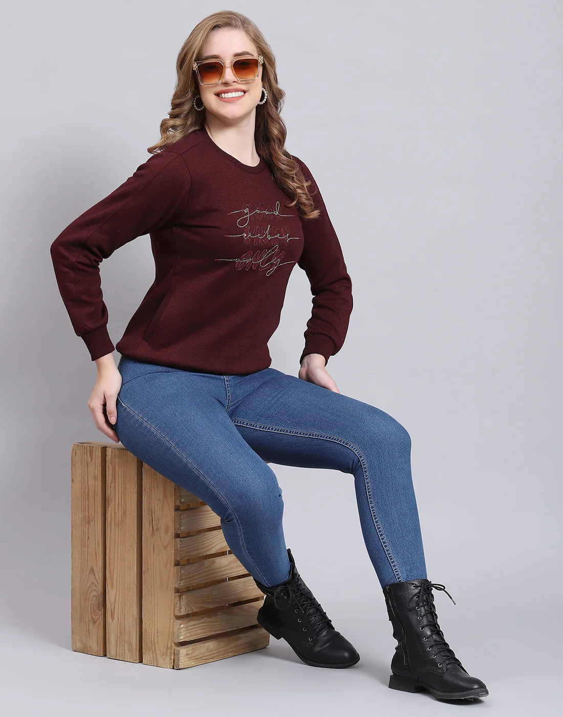 Women Maroon Embroidered Round Neck Full Sleeve Sweatshirt - Image 2