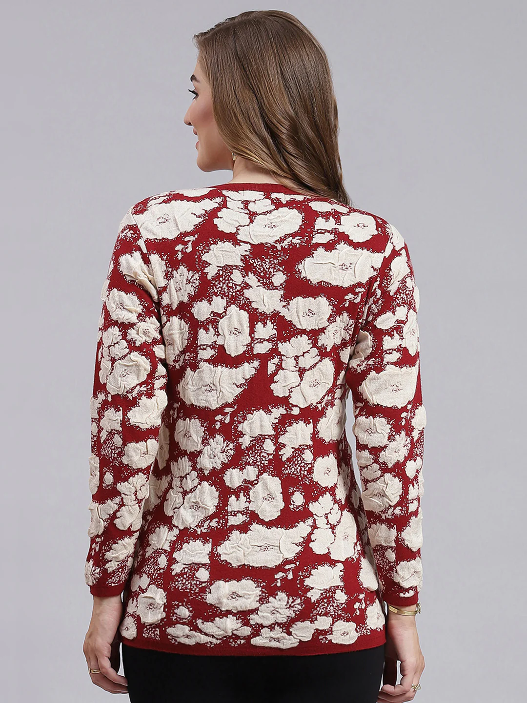 Women Maroon Jaquard Wool blend Cardigan - Image 4