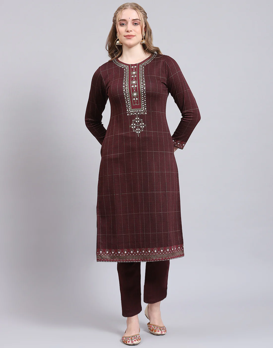 Women Maroon Printed Collar Full Sleeve Kurtis Set - Image 3