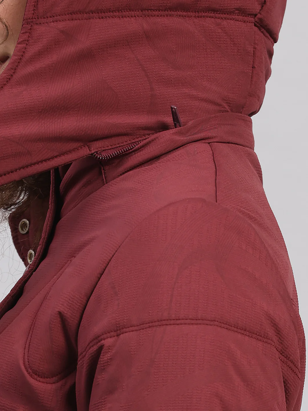 Women Maroon Printed Hooded Full Sleeve Jacket - Image 8