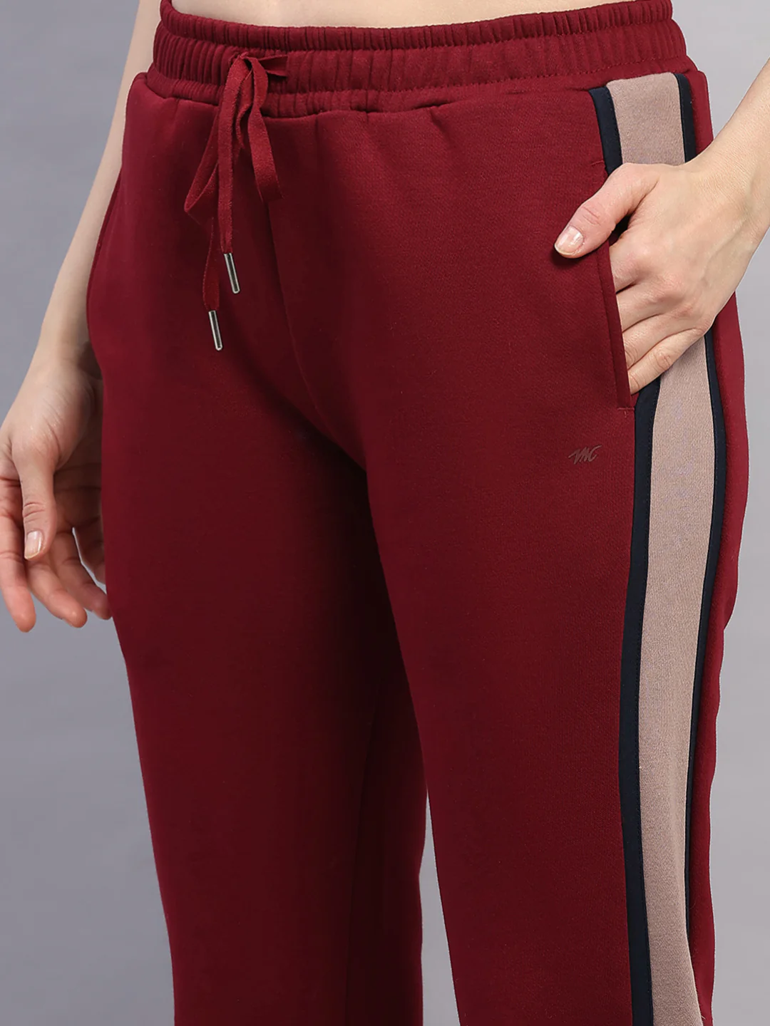 Women Maroon Printed Mock Neck Full Sleeve Winter Tracksuit - Image 8