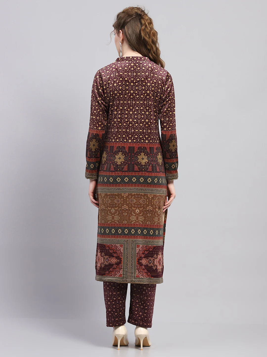 Women Maroon Printed Round Neck Full Sleeve Kurti Set for Winter - Image 3