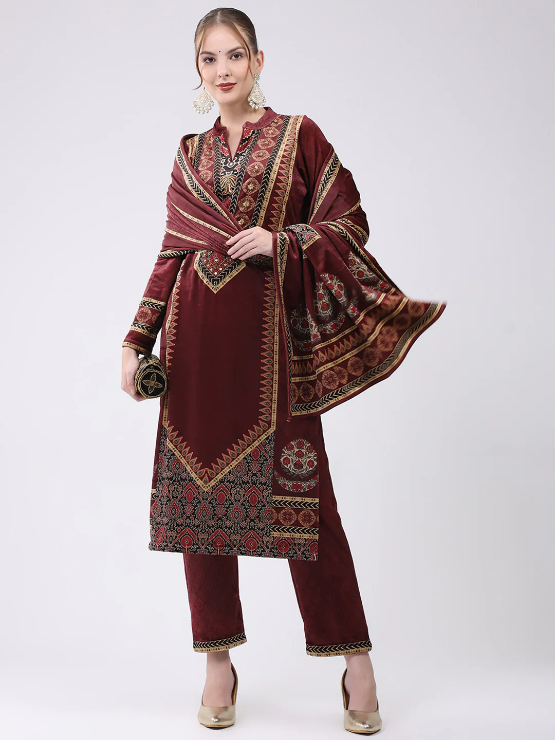 Women Maroon Printed Round Neck Full Sleeve Kurti Set for Winter - Image 2