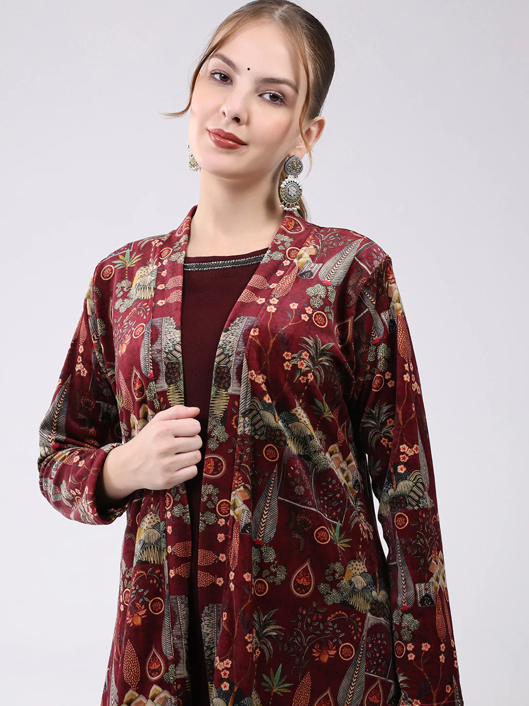 Women Maroon Printed Round Neck Sleeveless Kurti with Shrug (2 Pc set) - Image 7