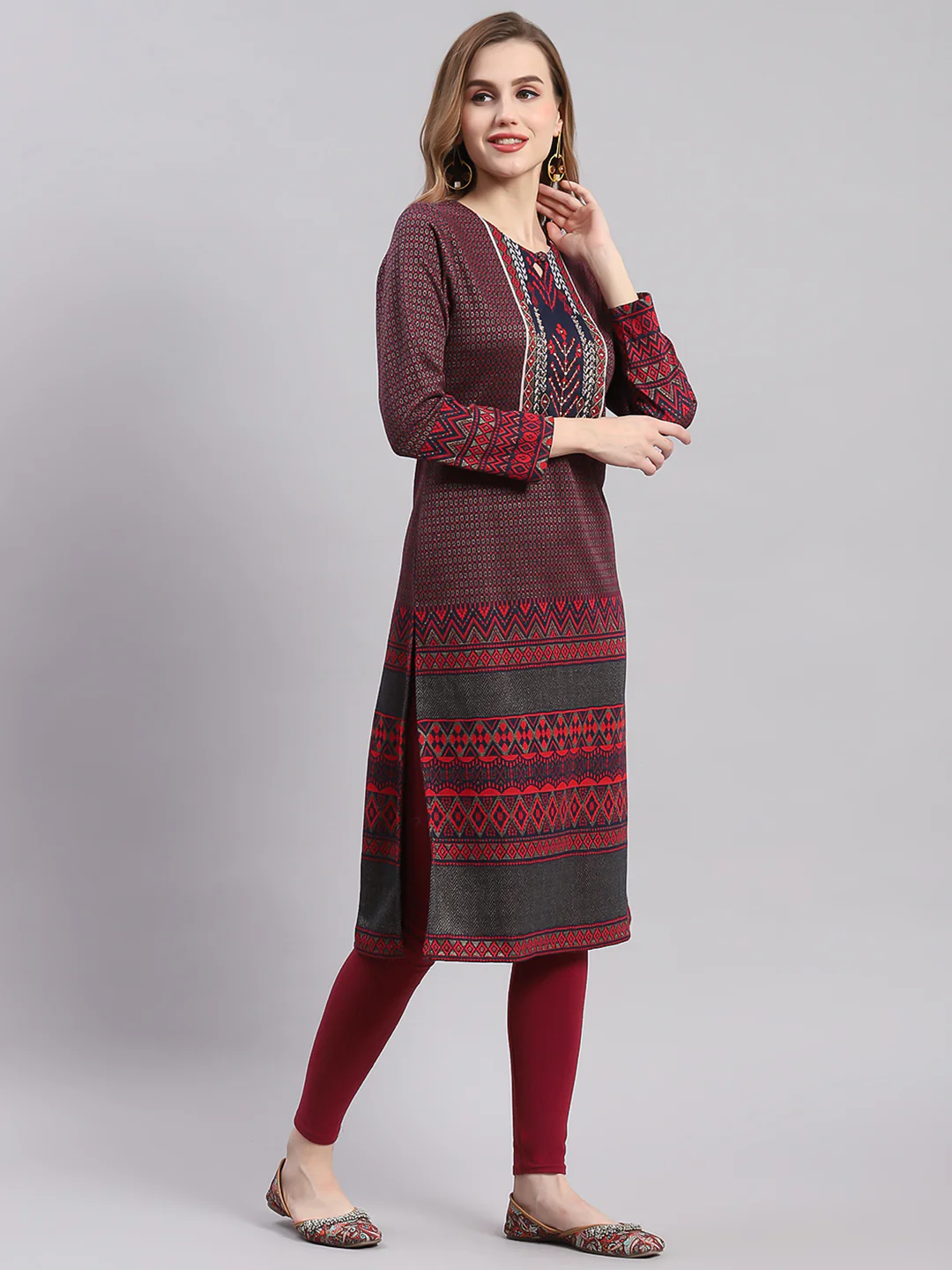 Women Maroon Printed Round Neck Full Sleeve Kurtis - Image 5