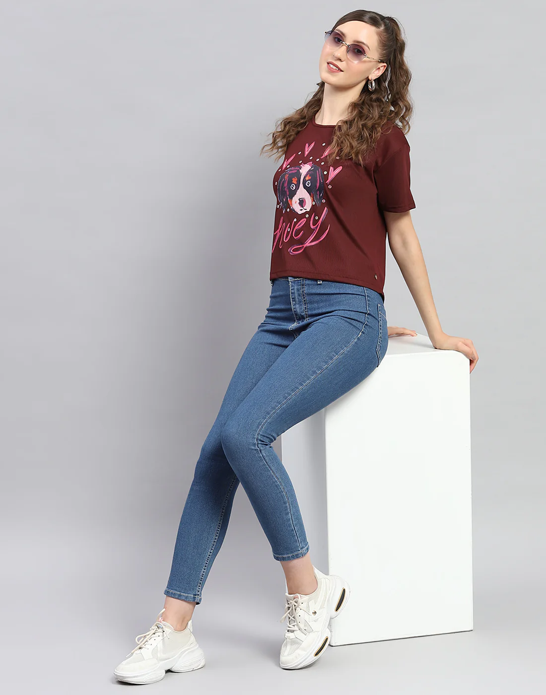 Women Maroon Printed Round Neck Half Sleeve Top - Image 2