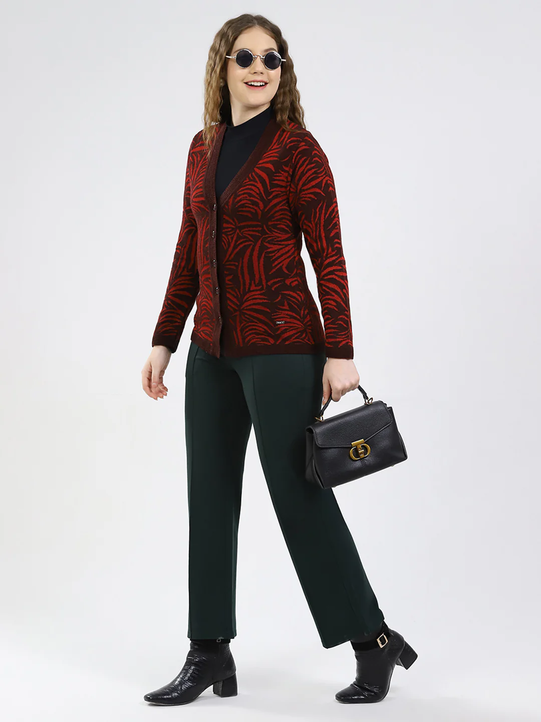 Women Maroon Printed V Neck Full Sleeve Cardigan - Image 2