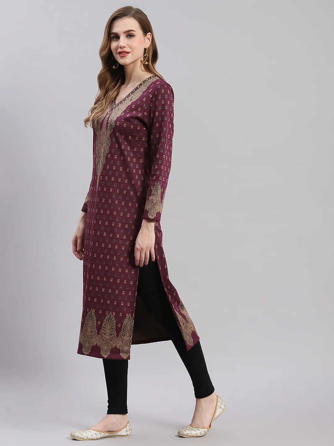 Women Maroon Printed V Neck Full Sleeve Kurtis - Image 4