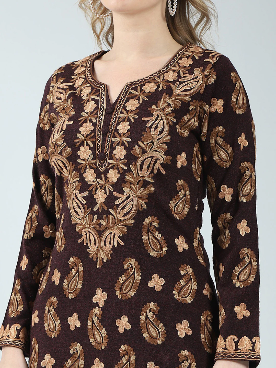 Women Maroon Printed V Neck Full Sleeve Winter Kurti - Image 6
