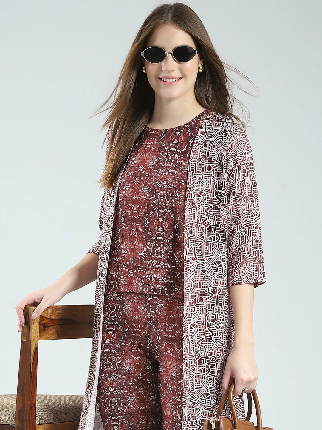 Women Maroon Printed Round Neck Sleeveless 3 Pcs Cords Set - Image 2