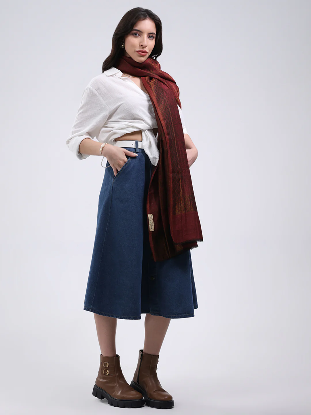 Women Maroon Printed Wool Blend Shawl - Image 4