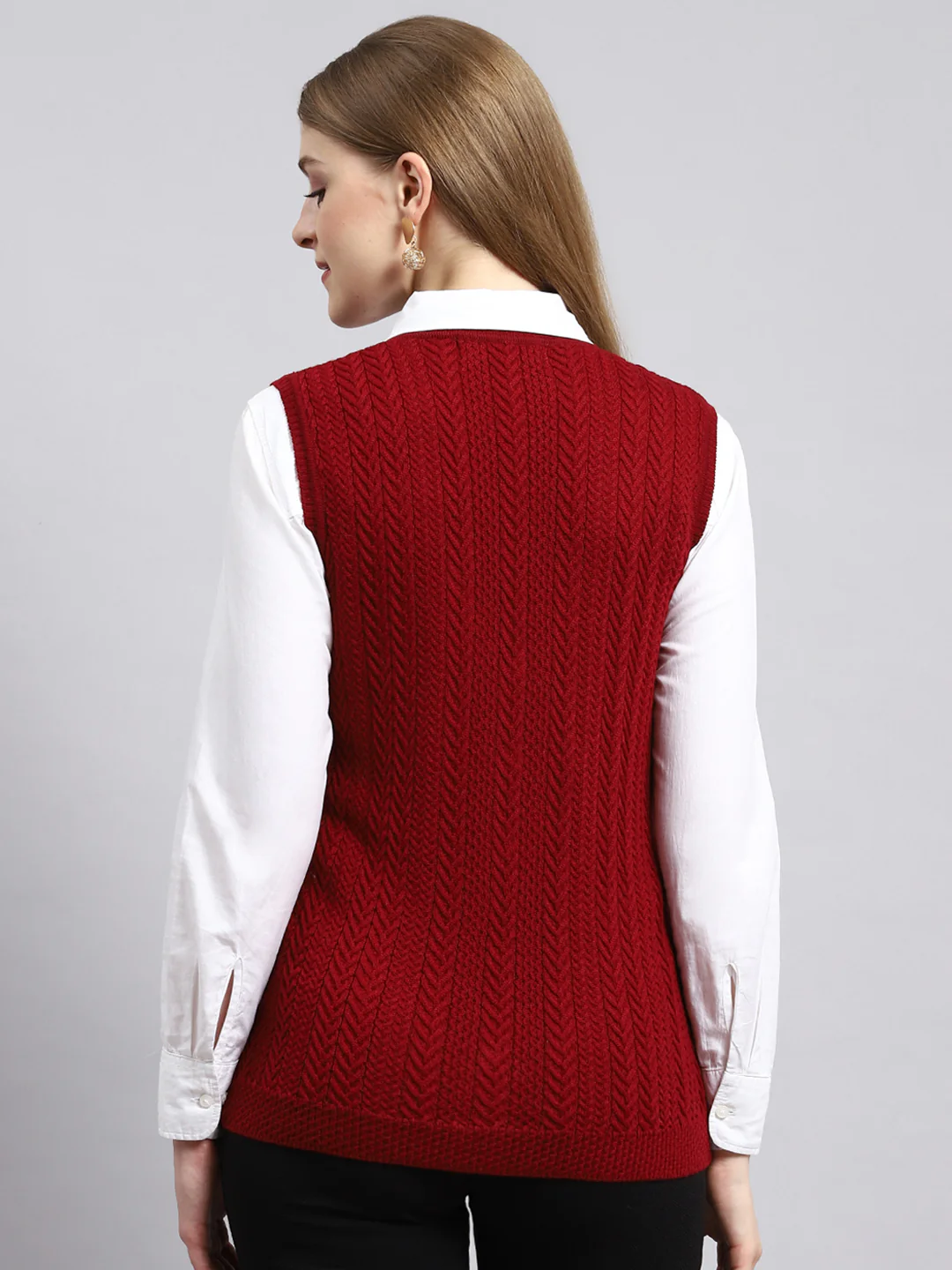 Women Maroon Self Cardigan - Image 4