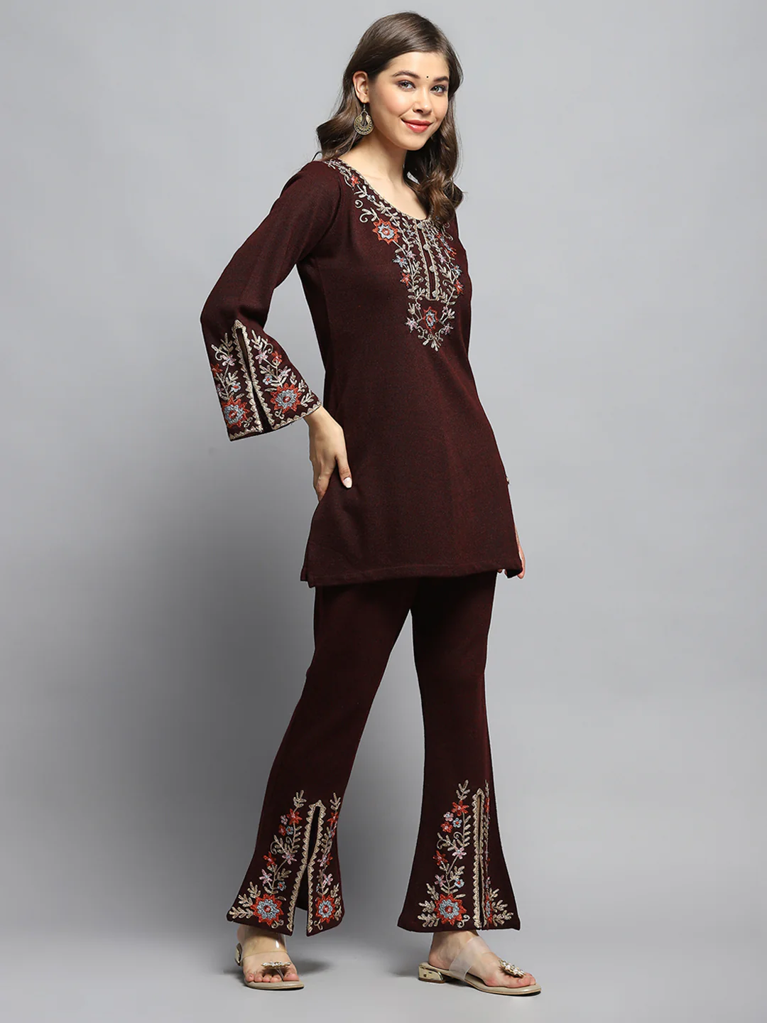 Women Maroon Self Design Round Neck Full Sleeve Kurti Set - Image 5
