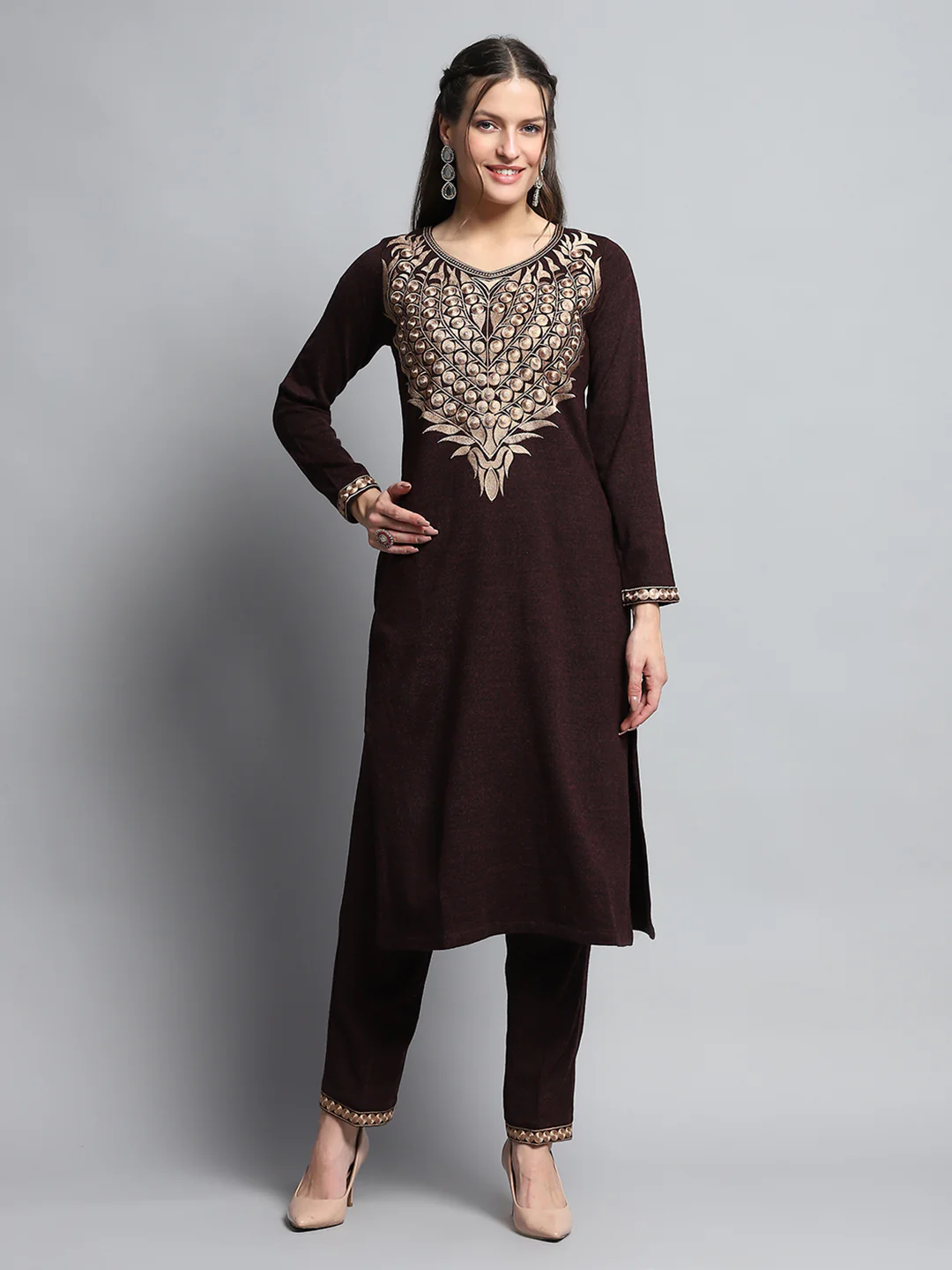 Women Maroon Self Design Round Neck Full Sleeve Kurti Set for Winter - Image 3