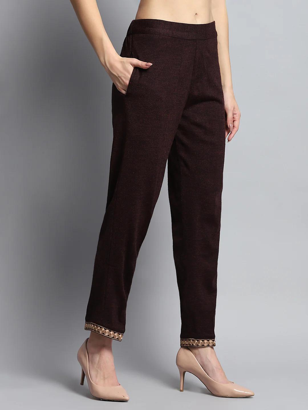 Women Maroon Self Design Round Neck Full Sleeve Kurti Set for Winter - Image 7