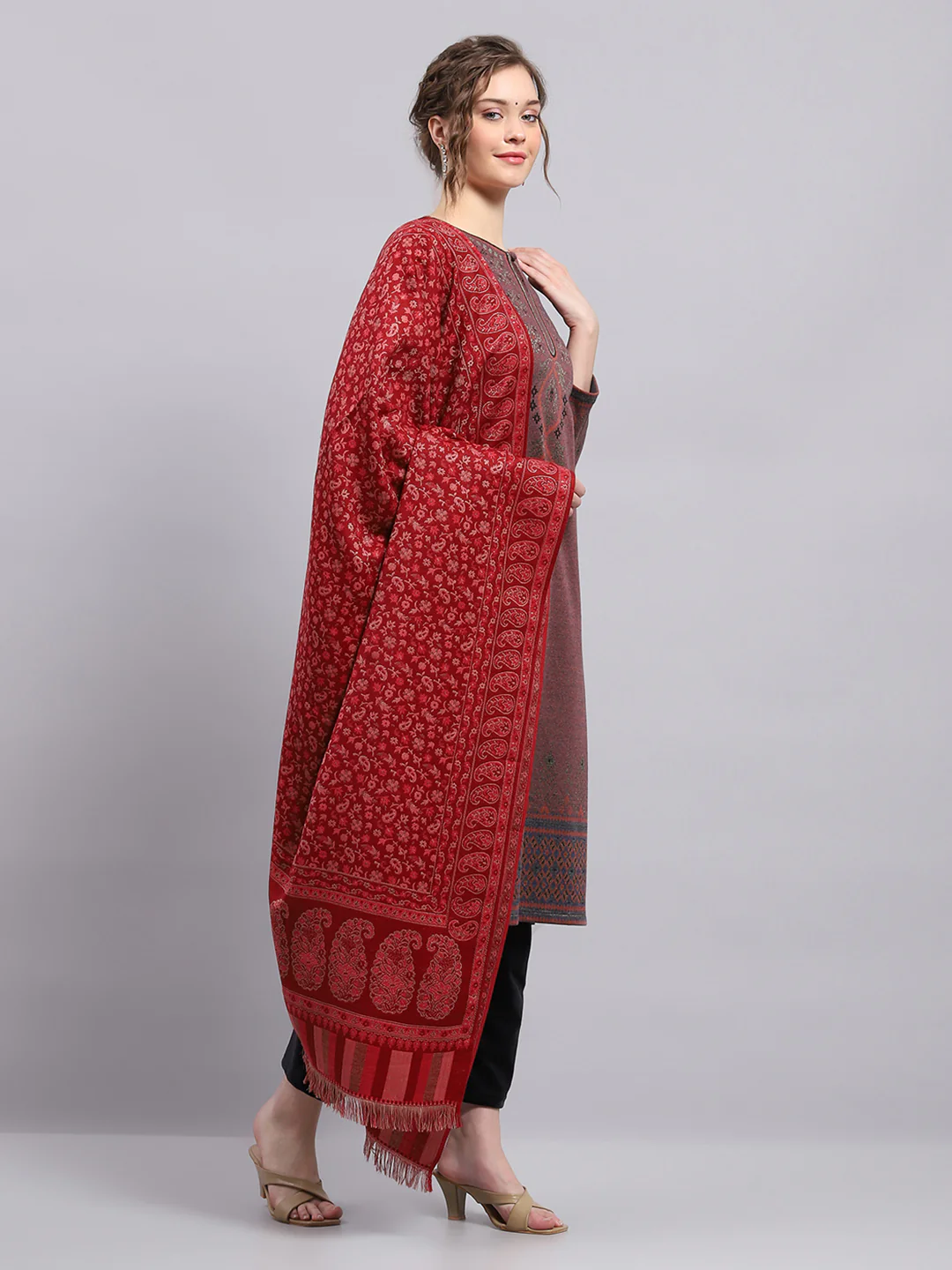 Women Maroon Self Design Shawl - Image 4