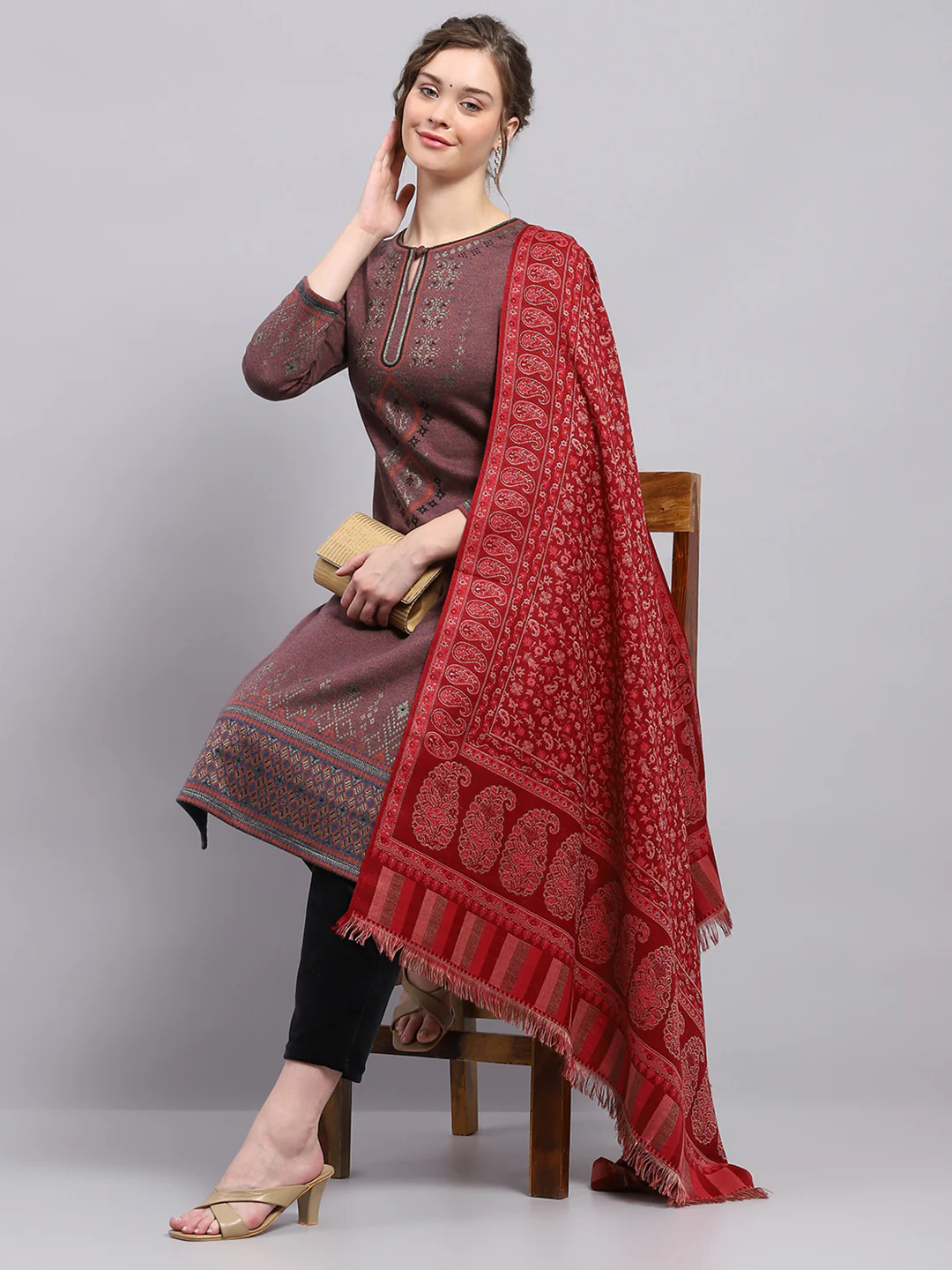 Women Maroon Self Design Shawl - Image 5