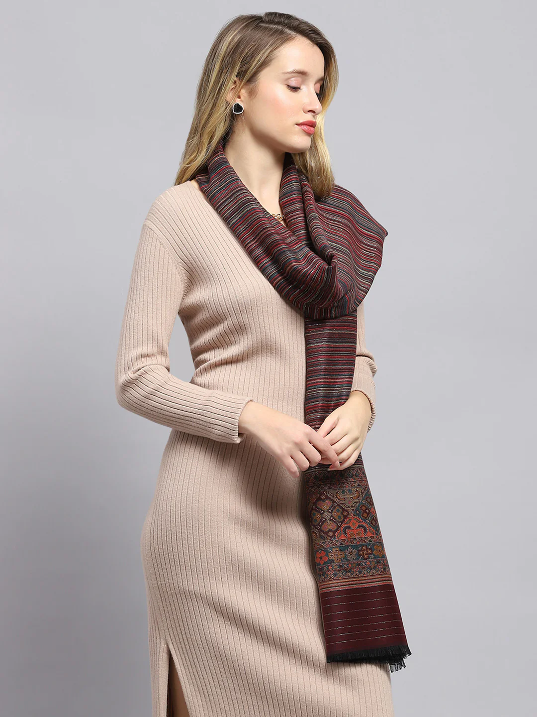 Women Maroon Self Design Stole - Image 5