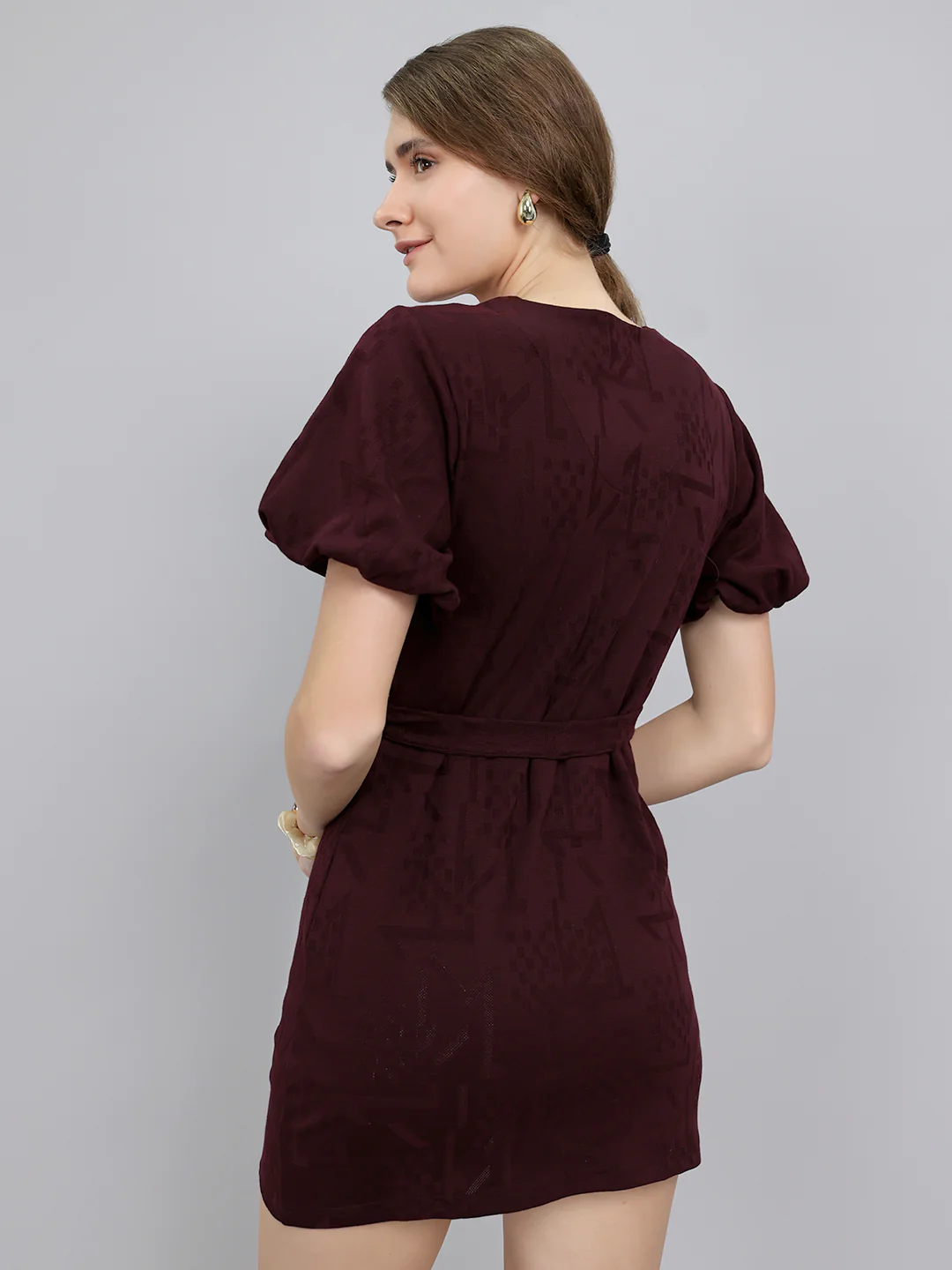 Women Maroon Self Design V Neck Half Sleeve Dress - Image 4